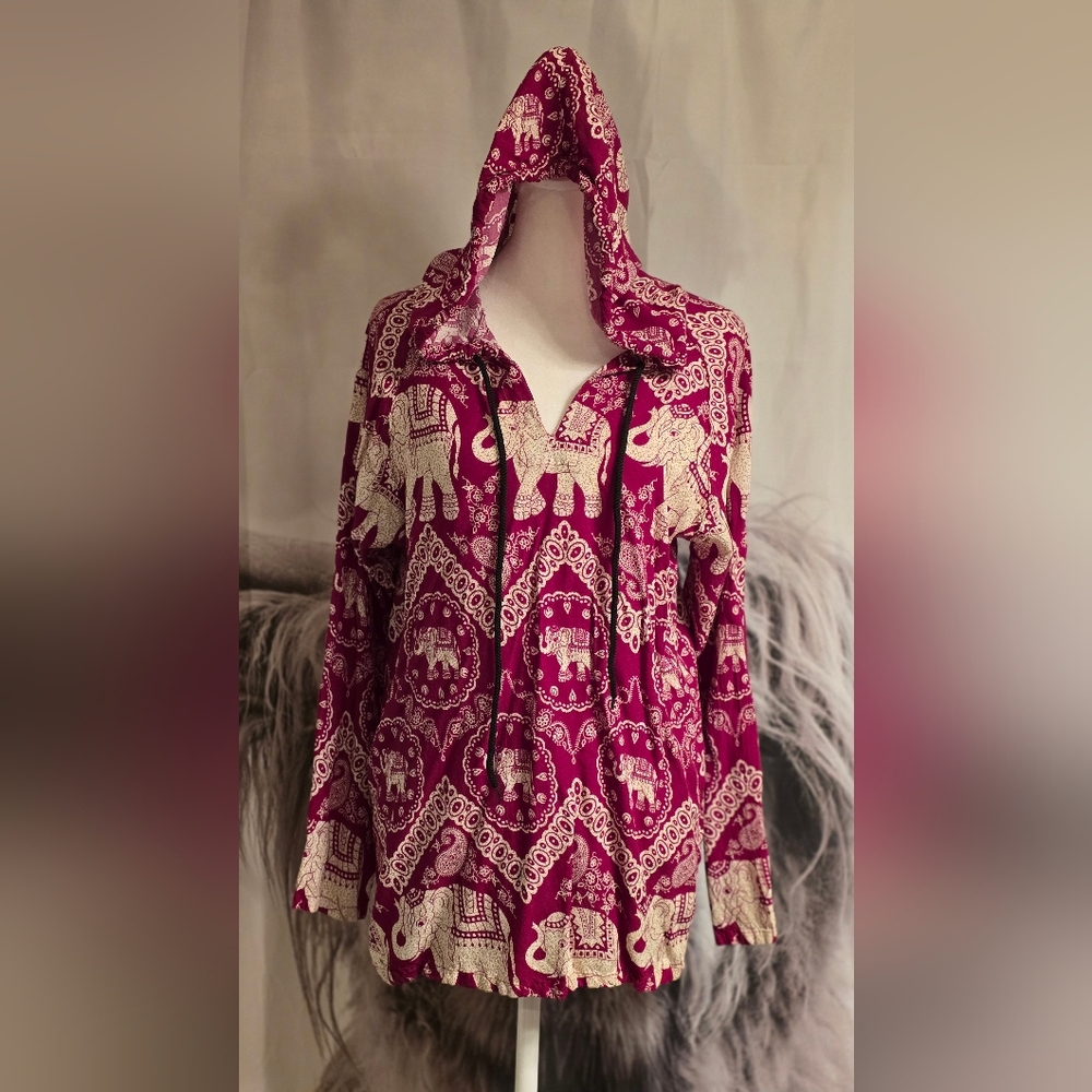 Earthbound Elephant Print Lightweight Hoodie